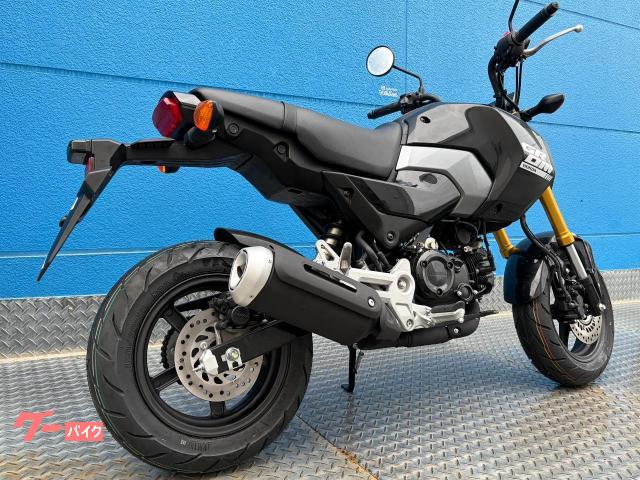 当店はガラスコーティング「CRー1」の正規店!新車購入時に施工して、新車の輝きを長く維持しませんか? 当店はガラスコーティング「CRー1」の正規店!新車購入時に施工して、新車の輝きを長く維持しませんか?