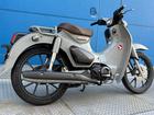 各ブランドのライバル車種の中から、店頭で見て、触れてバイクを選んで頂けます。