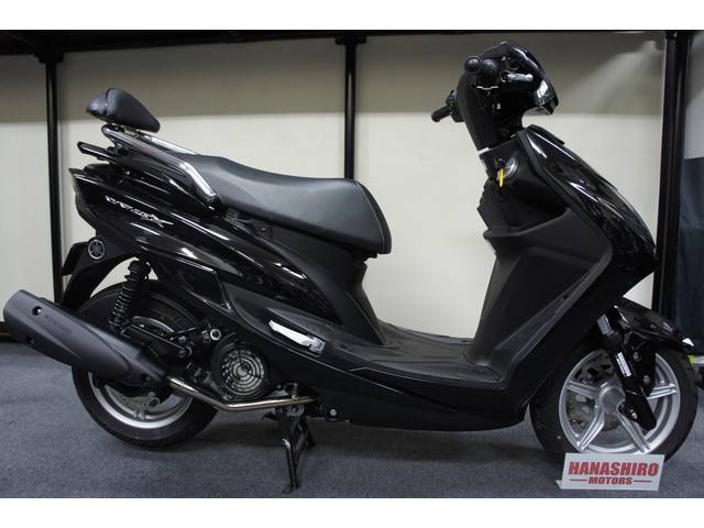 カスタム部品取付車例(仕様や型・色・値段など各メーカーのカスタム部品注文できます) カスタム部品取付車例(仕様や型・色・値段など各メーカーのカスタム部品注文できます)