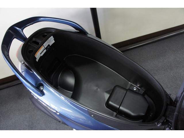 メットインは余裕の収納量37.5L メットインは余裕の収納量37.5L