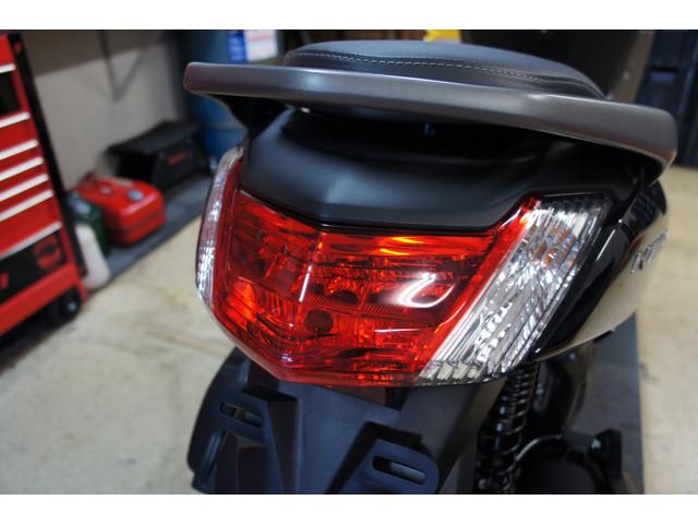 テールランプもLEDでウィンカーはクリアレンズ装備 テールランプもLEDでウィンカーはクリアレンズ装備