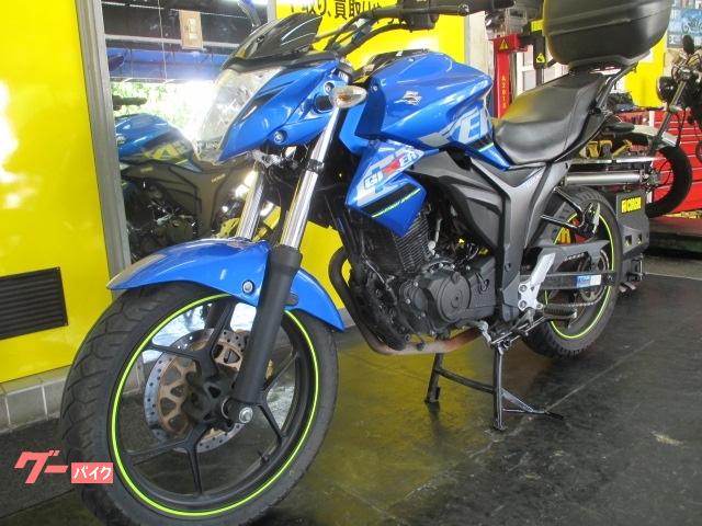 たくさんのバイクを店頭で車両を見て、比べて選んで頂けます。 たくさんのバイクを店頭で車両を見て、比べて選んで頂けます。