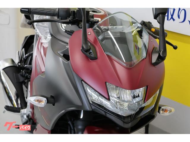 たくさんのバイクを店頭で車両を見て、比べて選んで頂けます。 たくさんのバイクを店頭で車両を見て、比べて選んで頂けます。