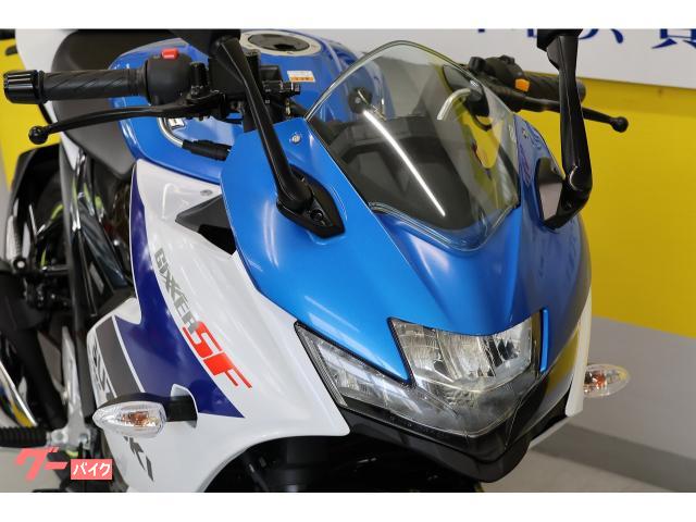 たくさんのバイクを店頭で車両を見て、比べて選んで頂けます。 たくさんのバイクを店頭で車両を見て、比べて選んで頂けます。