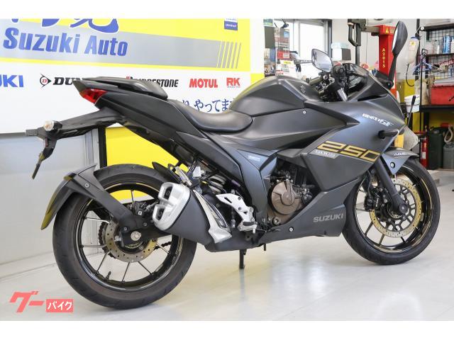 軽く、楽な乗車姿勢で初めての中型バイクにもおススメ！