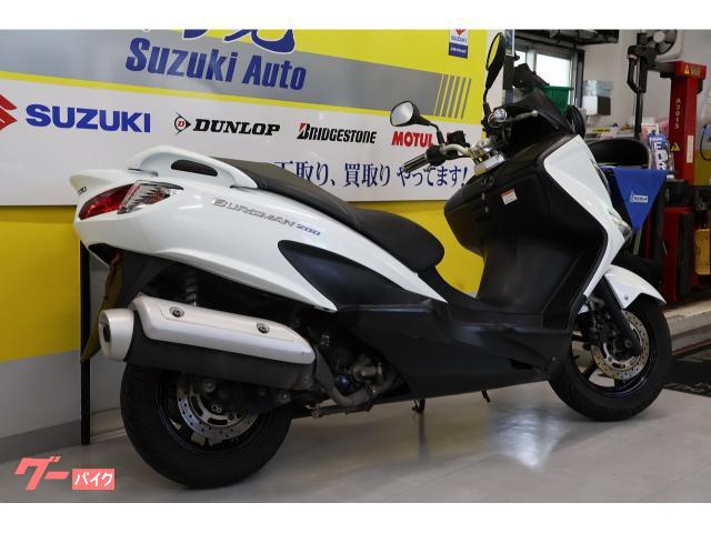車体が大きくゆったり、タンデムも高速もＯＫ！