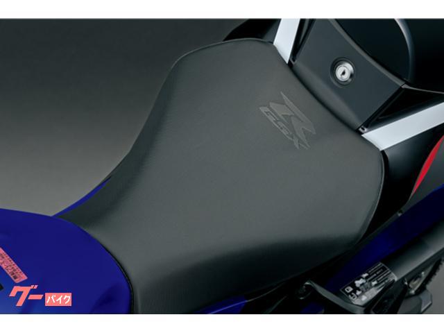 新車ラインナップが充実している125〜250CCクラスには特に力を入れており、 新車ラインナップが充実している125〜250CCクラスには特に力を入れており、