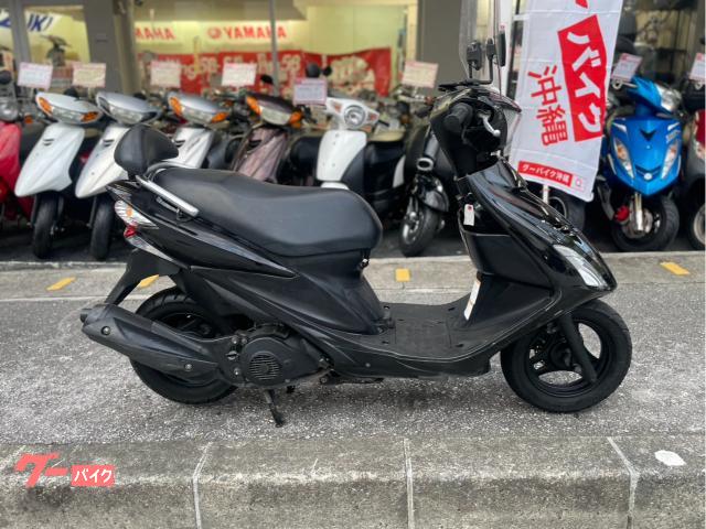 スズキ アドレスＶ１２５Ｓ　スクリーン　バックレスト　外装新品　グリップ新品