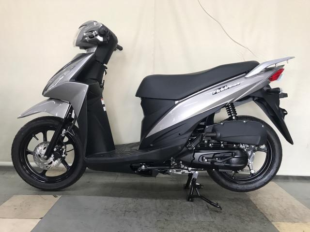 *オプションパーツプレゼント中(テールボックス、ロングスクリーン、盗難警報機のいずれかプレゼント) *オプションパーツプレゼント中(テールボックス、ロングスクリーン、盗難警報機のいずれかプレゼント)