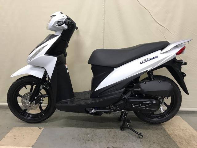 *オプションパーツプレゼント中(テールボックス、ロングスクリーン、盗難警報機のいずれかプレゼント) *オプションパーツプレゼント中(テールボックス、ロングスクリーン、盗難警報機のいずれかプレゼント)