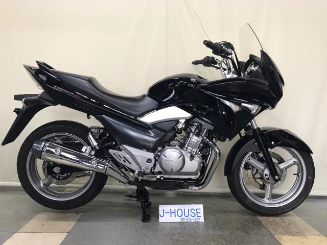*GSRのSモデルでハーフカウル付です *GSRのSモデルでハーフカウル付です