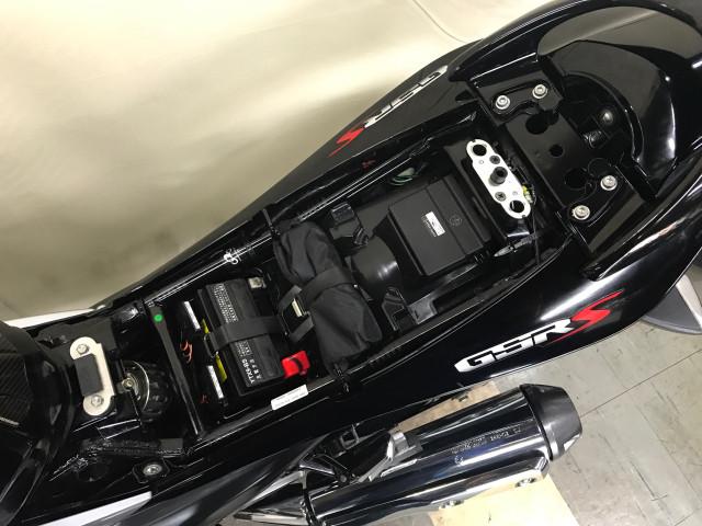 *シート下も隅々までキレイです *シート下も隅々までキレイです