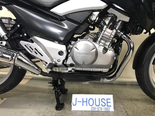 *水冷2気筒エンジン *水冷2気筒エンジン