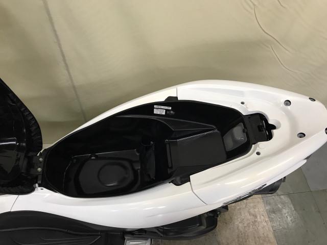 *垂直にシートが開くので荷物の出し入れがしやすいです *垂直にシートが開くので荷物の出し入れがしやすいです