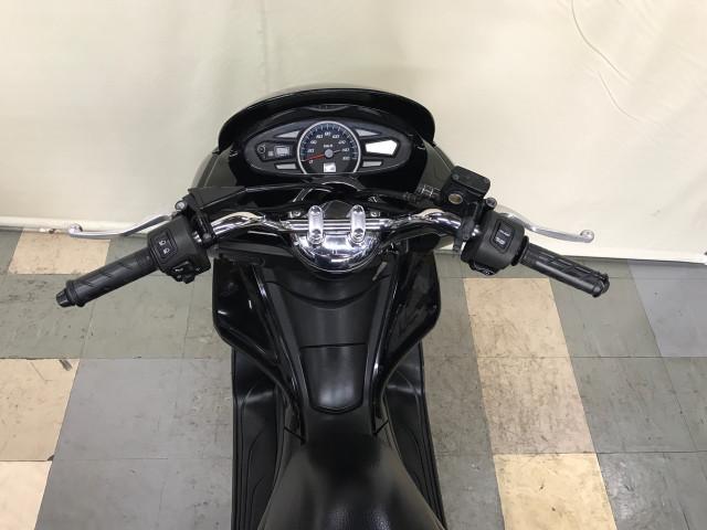 *垂直にシートが開くので荷物の出し入れがしやすいです *垂直にシートが開くので荷物の出し入れがしやすいです