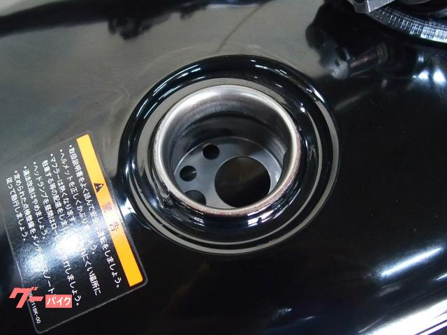 *燃料満タンで12L入ります *燃料満タンで12L入ります