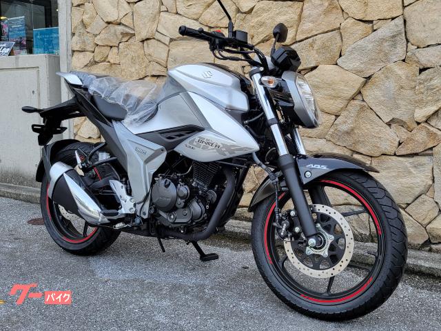 話題の新型車種の魅力を店頭で見て、触れてバイクを選んで頂けます。 話題の新型車種の魅力を店頭で見て、触れてバイクを選んで頂けます。