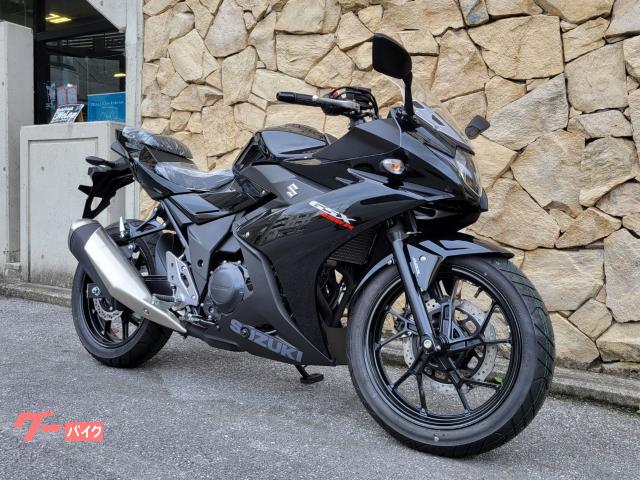 話題の新型車種の魅力を店頭で見て、触れてバイクを選んで頂けます。 話題の新型車種の魅力を店頭で見て、触れてバイクを選んで頂けます。