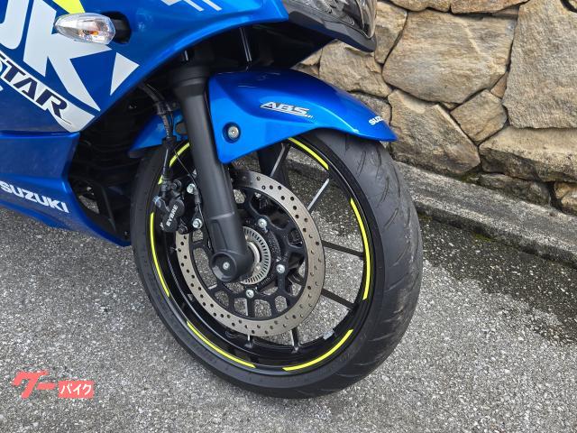 話題の新型車種の魅力を店頭で見て、触れてバイクを選んで頂けます。 話題の新型車種の魅力を店頭で見て、触れてバイクを選んで頂けます。