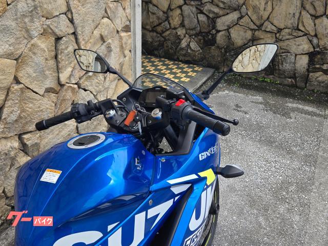 当店は国内外メーカー中古車を約60台ラインナップ!特にビッグバイク、輸入車のラインナップは自信アリ! 当店は国内外メーカー中古車を約60台ラインナップ!特にビッグバイク、輸入車のラインナップは自信アリ!