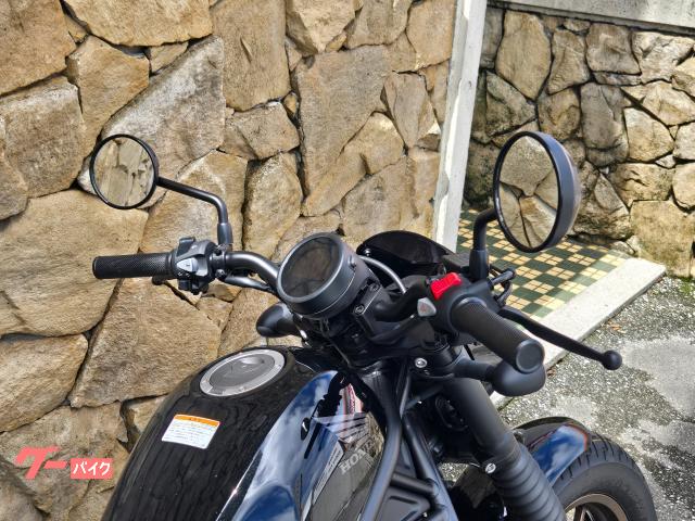 話題の新型車種の魅力を店頭で見て、触れてバイクを選んで頂けます。 話題の新型車種の魅力を店頭で見て、触れてバイクを選んで頂けます。