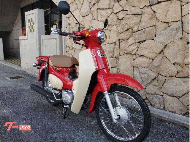 話題の新型車種の魅力を店頭で見て、触れてバイクを選んで頂けます。 話題の新型車種の魅力を店頭で見て、触れてバイクを選んで頂けます。