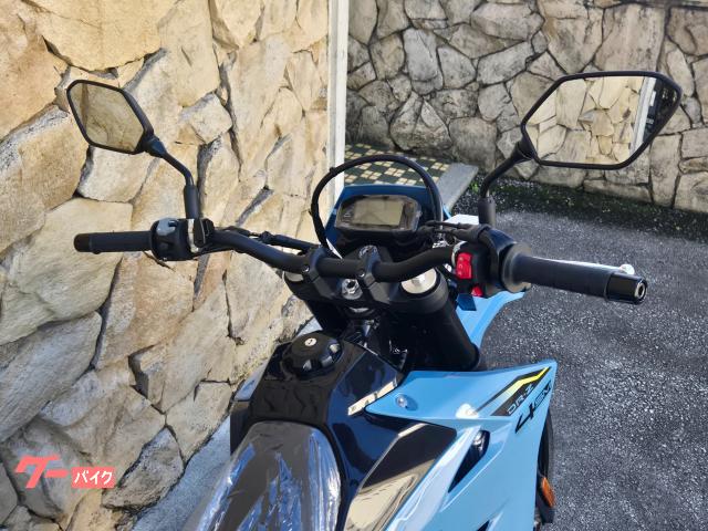 話題の新型車種の魅力を店頭で見て、触れてバイクを選んで頂けます。 話題の新型車種の魅力を店頭で見て、触れてバイクを選んで頂けます。