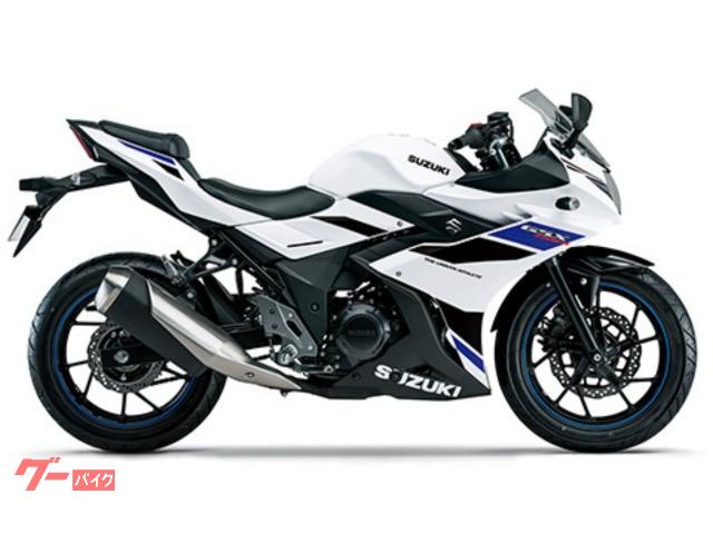 話題の新型車種の魅力を店頭で見て、触れてバイクを選んで頂けます。 話題の新型車種の魅力を店頭で見て、触れてバイクを選んで頂けます。