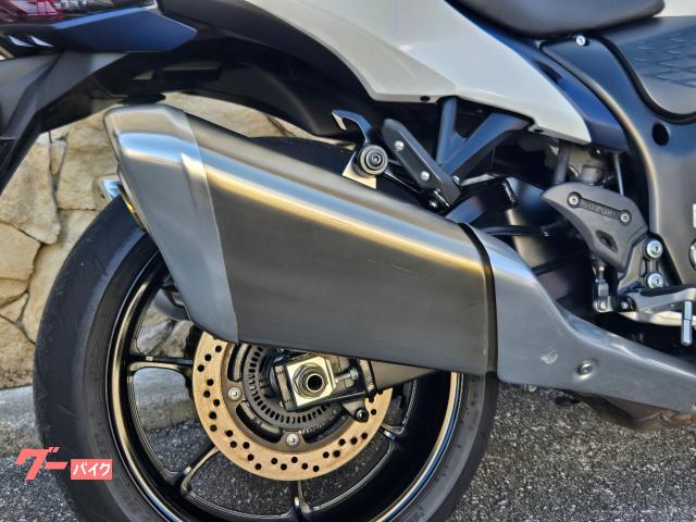 当店は国内外メーカー中古車を約６０台ラインナップ！特にビッグバイク、輸入車のラインナップは自信アリ！