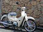 話題の新型車種の魅力を店頭で見て、触れてバイクを選んで頂けます。