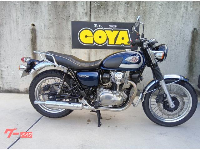 W800
