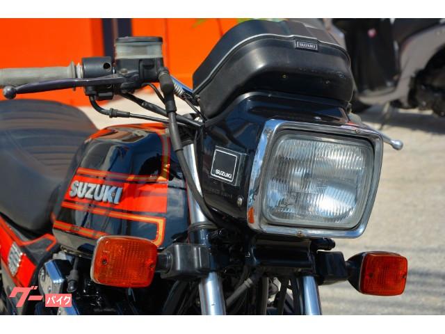 250cc以上のバイク、時には旧車、カスタム車まで様々なバイクを取り扱っております。 250cc以上のバイク、時には旧車、カスタム車まで様々なバイクを取り扱っております。