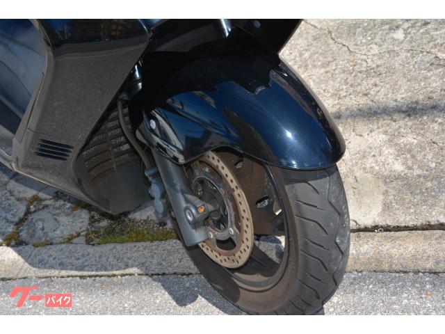 車検、下取り、買取りといったご相談も大歓迎です。 車検、下取り、買取りといったご相談も大歓迎です。