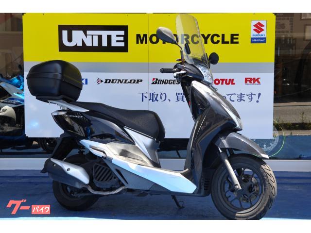 ホンダ　リード１２５　ＪＦ４５　ＧＩＶＩリアボックス　スクリーン装備