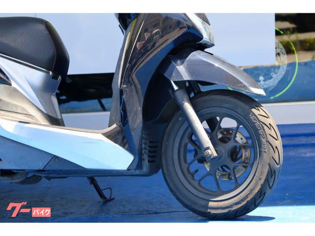 当店はスズキ現行車を中心に各メーカー新車、中古車を常時60台ラインナップ。 当店はスズキ現行車を中心に各メーカー新車、中古車を常時60台ラインナップ。