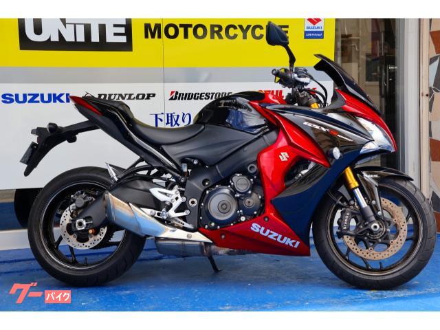 GSX−R譲りのパワーユニットをコンパクトな車体に搭載。 GSX−R譲りのパワーユニットをコンパクトな車体に搭載。