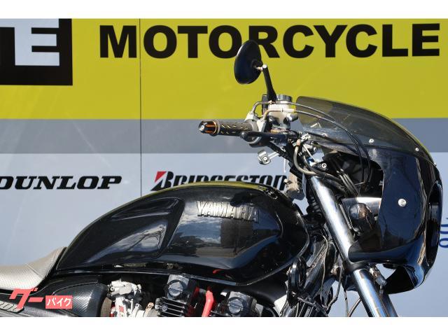 フェンダーレス、ヨシムラの添付メーターも追加。 フェンダーレス、ヨシムラの添付メーターも追加。