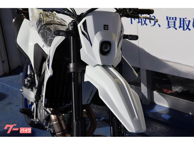 250cc以上のバイク、時には旧車、カスタム車まで様々なバイクを取り扱っております。 250cc以上のバイク、時には旧車、カスタム車まで様々なバイクを取り扱っております。