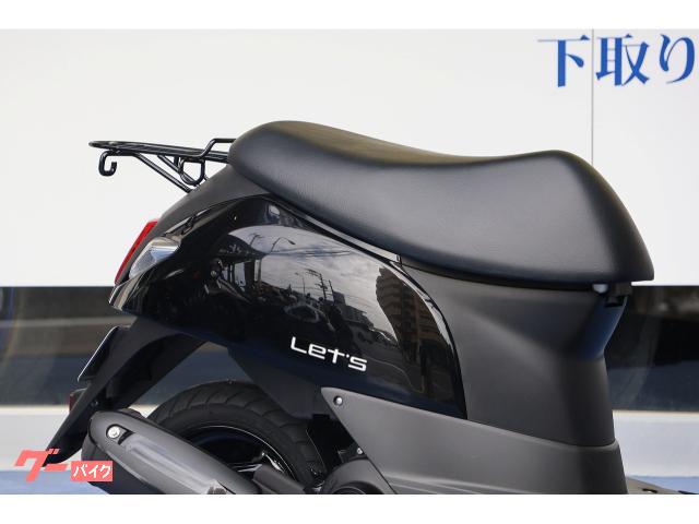 当店はスズキ現行車を中心に各メーカー新車、中古車を常時60台ラインナップ。 当店はスズキ現行車を中心に各メーカー新車、中古車を常時60台ラインナップ。