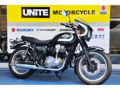 カワサキ　Ｗ８００　社外ビキニカウル　エンジンガード