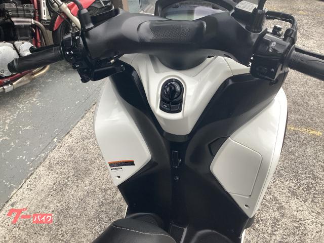 フラットステップで荷物フックも付いて買い物にも良いですよ フラットステップで荷物フックも付いて買い物にも良いですよ