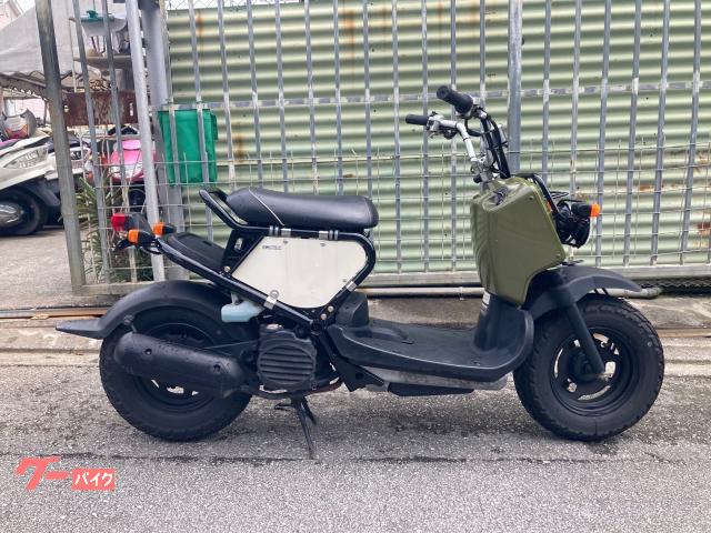ホンダ ズーマー　ＡＦ５７型　４サイクル　キャブ車　セル付　サイドカバー　社外ハンドル