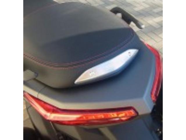 X−MAX250トライク シート X−MAX250トライク シート