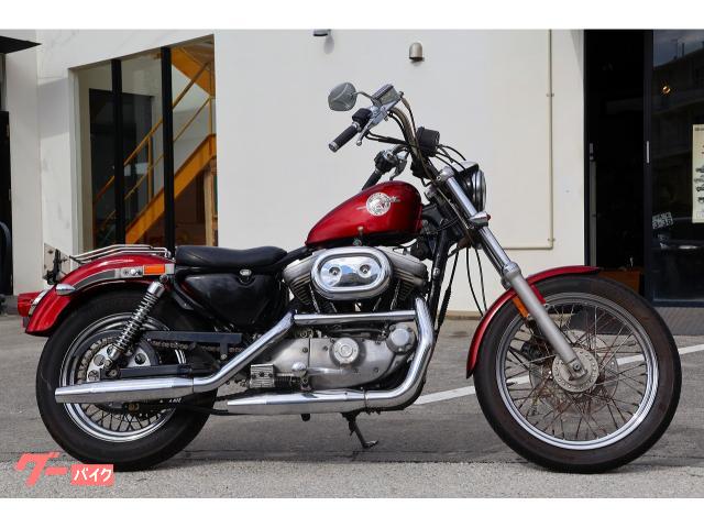 当時の深い赤のカラーリングが雰囲気バリバリです♪ 当時の深い赤のカラーリングが雰囲気バリバリです♪