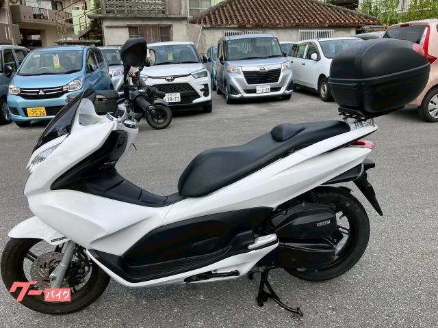 ホンダ PCX150 (ホワイト) 5996Km 149cc 支払総額21万円のバイク