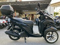 ヤマハ　トリシティ１２５　ＳＥ８２Ｊ型　ワンオーナー　ショートスクリーン　ナックルバイザー　リアボックス　整備　保証　自賠責保険５年