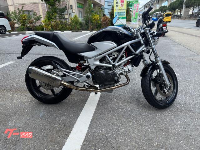 ホンダ ＶＴＲ２５０　ＭＣ３３型　２００９年モデル　社外マフラー　インジェクションモデル