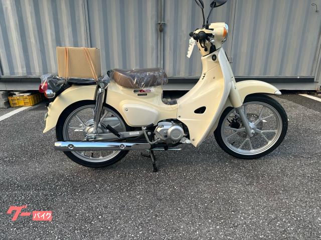 ホンダ スーパーカブ１１０　新車　バージンベージュ　ＡＢＳ標準装備　ＬＥＤヘッドライト　アルミキャストホイール　コンビニフック物件画像