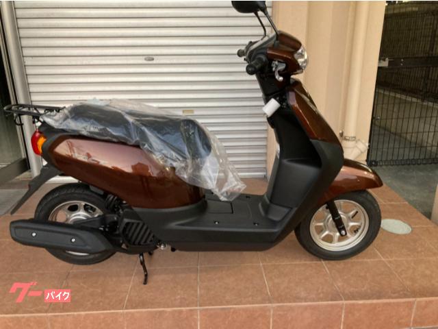 ホンダ タクト ベーシック ブラウンｍ 新車 展示車あり 50cc 保無し 支払総額18 7万円のバイク詳細情報 沖縄のバイクを探すなら グーバイク沖縄