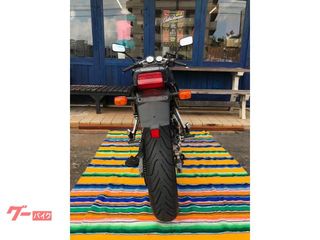VT250シリーズ中最軽量の車体にワイドタイヤを履いています。 VT250シリーズ中最軽量の車体にワイドタイヤを履いています。